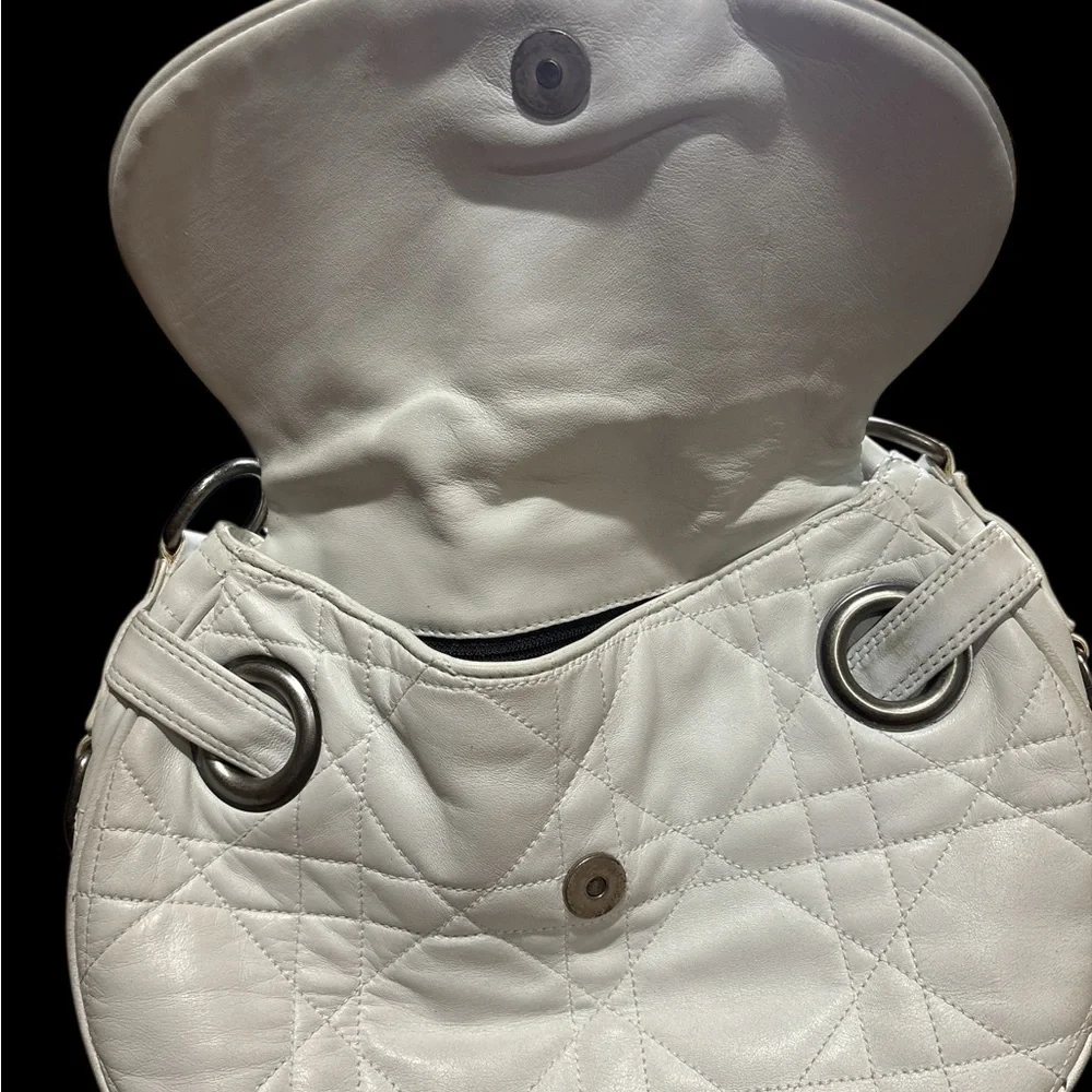 Christian Dior Quilted Single Flap Shoulder Bag – Vintage 2003, Made in Italy - Picture 6 of 16